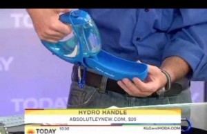 The Hydro Handle Allows You to Easily Get Your Dog a Drink While Out for a Walk