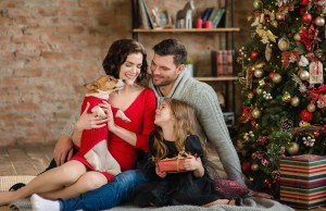 How to Include Your Dog in Christmas Celebration How to Include Your Dog in Christmas Celebration