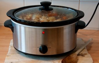 Recipe: Beef and Pork Crock Pot Dog Food Beef and Pork Crock Pot Dog Food Recipe