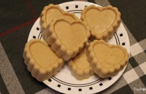 Recipe: Peanut Butter and Banana Frozen Dog Treats Peanut Butter and Banana Frozen Dog Treat Recipe