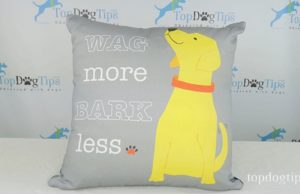 Review: Up Country Dog-Themed Accent Pillows Up Country Dog-Themed Accent Pillows