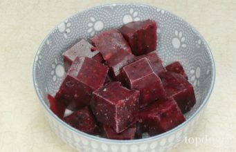 Recipe: Easy Dog Ice Cream with Berries easy dog ice cream recipe