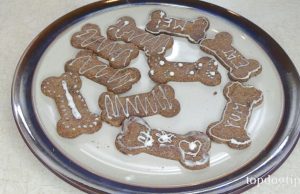 Recipe: Carob Cookies for Dogs Carob Cookies for Dogs
