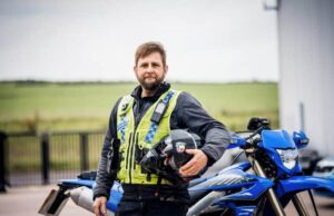 Hero Officer Receives Bravery Award For Saving Dogs From Freezing Lake SOUTH YORKSHIRE POLICE FEDERATION PC Jamie Walker: Hero Officer Receives Bravery Award For Saving Dogs