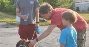 Owner Walks Dying Dog Around PA Neighborhood for the Last Time Owner Walks Dying Dog Around Pennsylvania Neighborhood for the Last Time