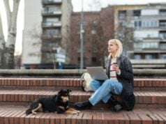 How to be a Digital Nomad With a Dog Digital Nomad with a Dog Featured Image